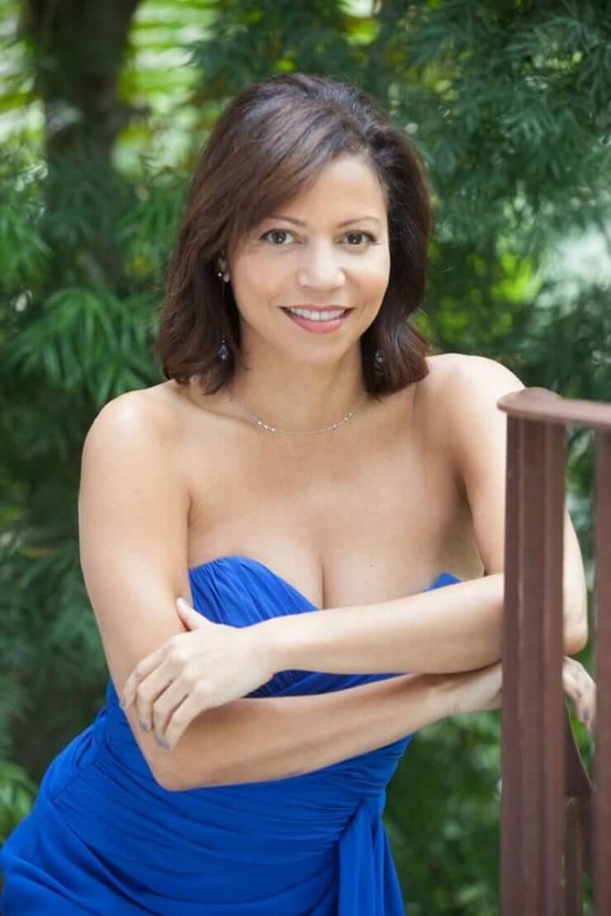 Hot And Sexy Gloria Reuben Photos Thblog