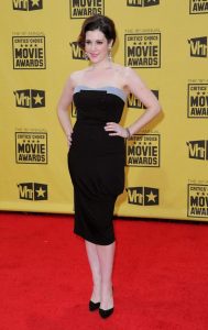 Hot Melanie Lynskey Photos Will Make You Feel Better Thblog