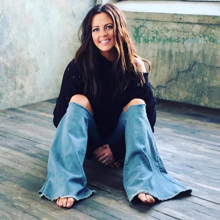 Hot Sara Evans Photos Thblog