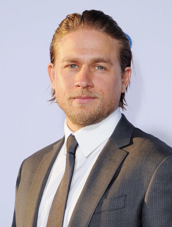 22 of the Sexiest Charlie Hunnam Pictures Out There - 12thBlog