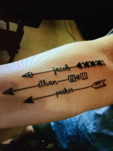 15 Awesome Female Arrow Tattoos - 12thBlog