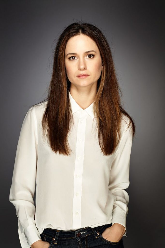 Katherine Waterston Stuns in Latest Nude Scene Revelation