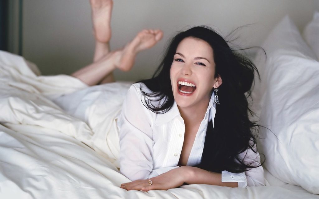 Hot And Sexy Liv Tyler Photos Thblog