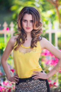 50 Hot Laura Marano Whic Photos - 12thBlog