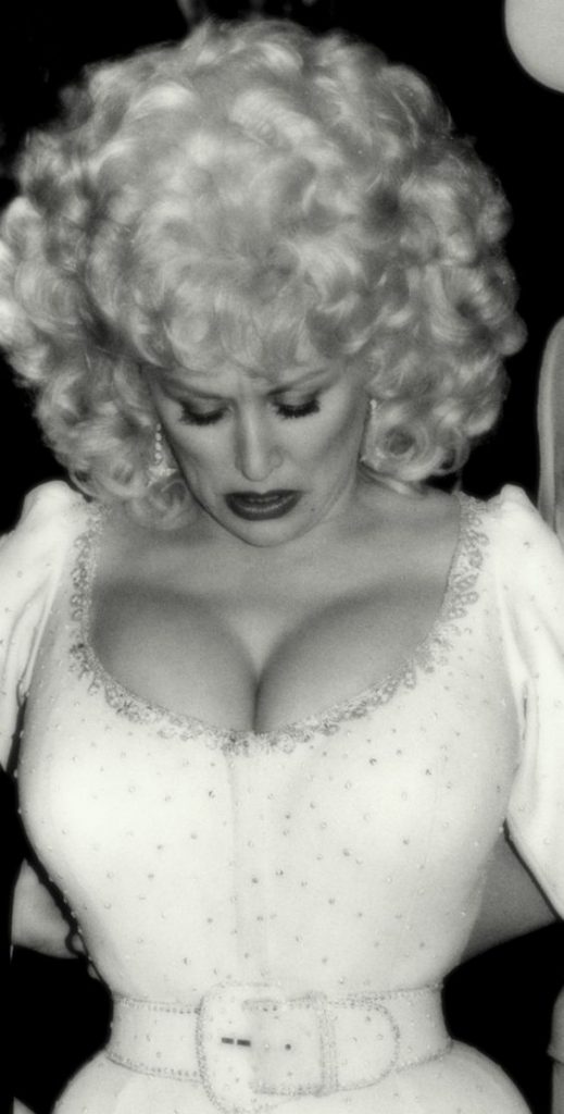 The Hottest Photos Of Dolly Parton Which Will Make You Melt Like An Ice