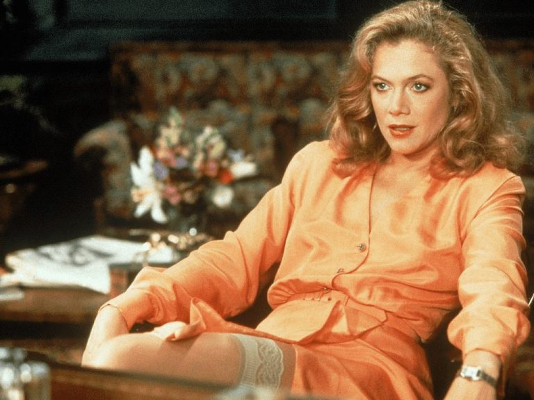 The Hottest Kathleen Turner Photos Thblog