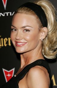 50 Hot Photos Of Kelly Carlson - 12thBlog