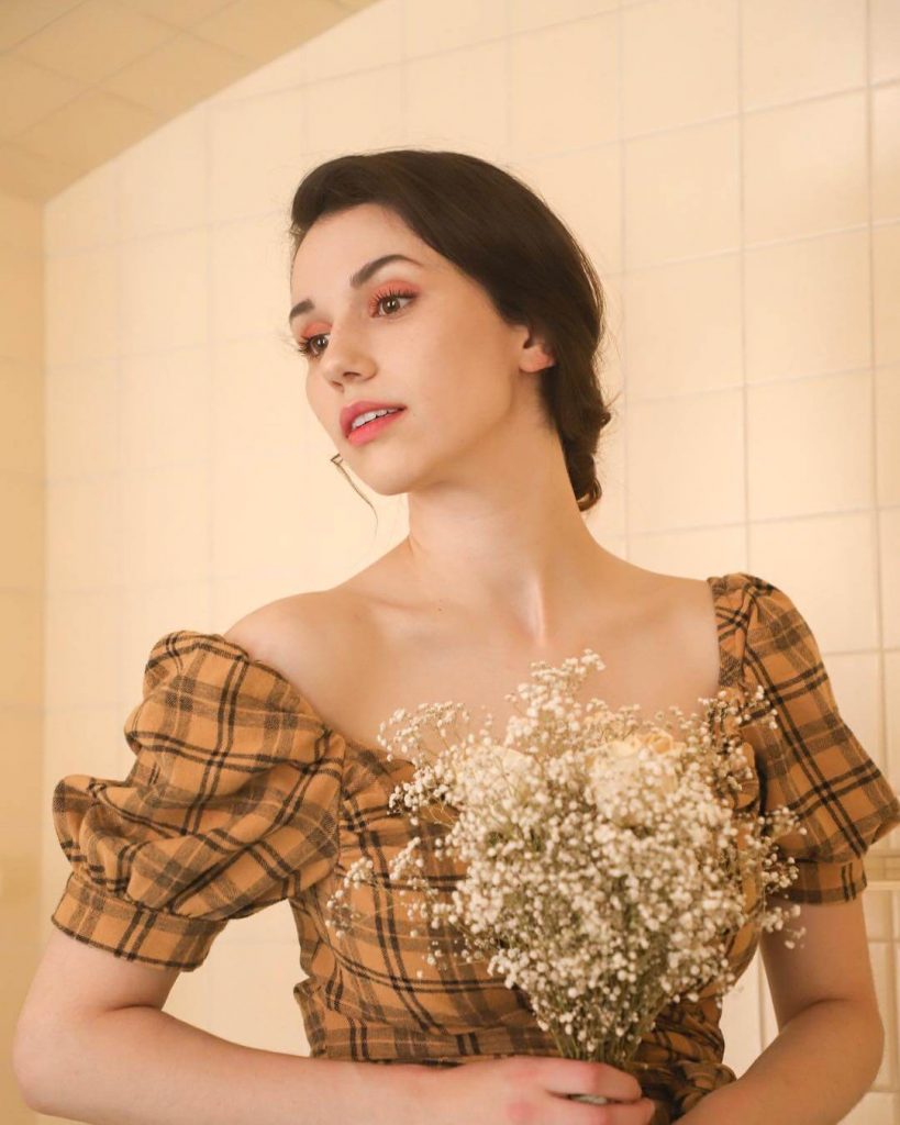 Next photo of Grace Fulton