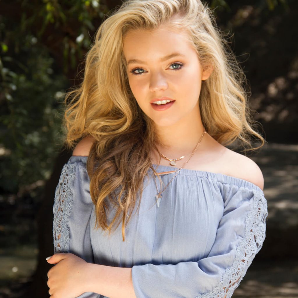 50 Hot And Sexy Jade Pettyjohn Photos - 12thBlog