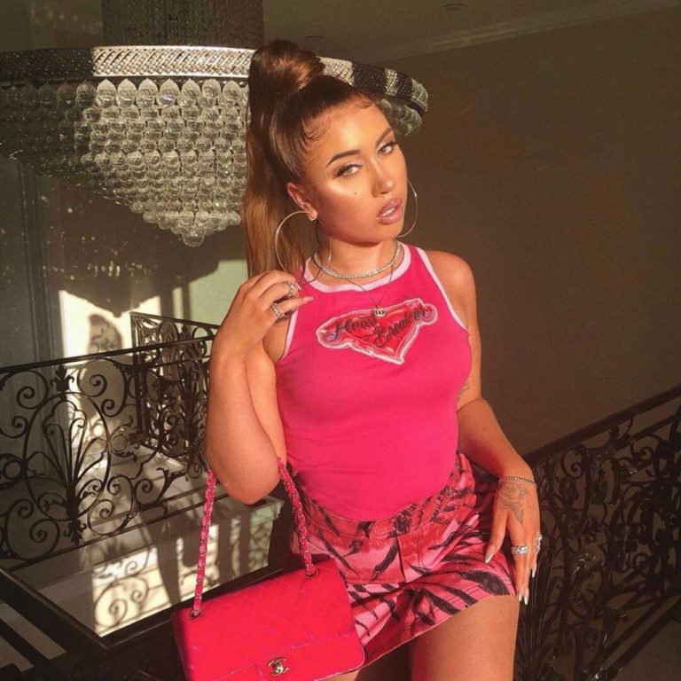 The Hottest Kali Uchis Photos Around The Net 12thblog 5208