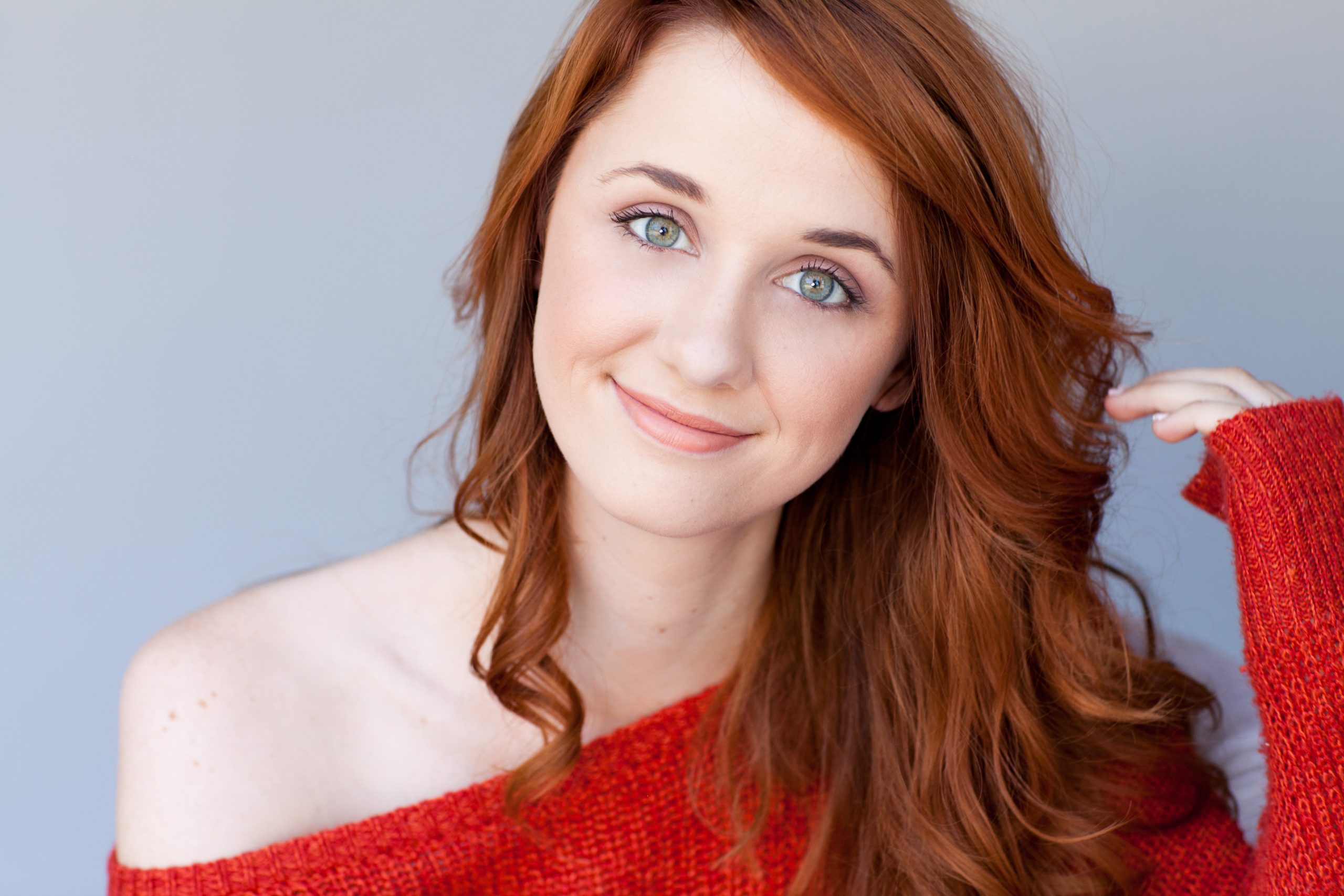 For today’s topic, we decided to focus on Laura Spencer’s beauty and achiev...