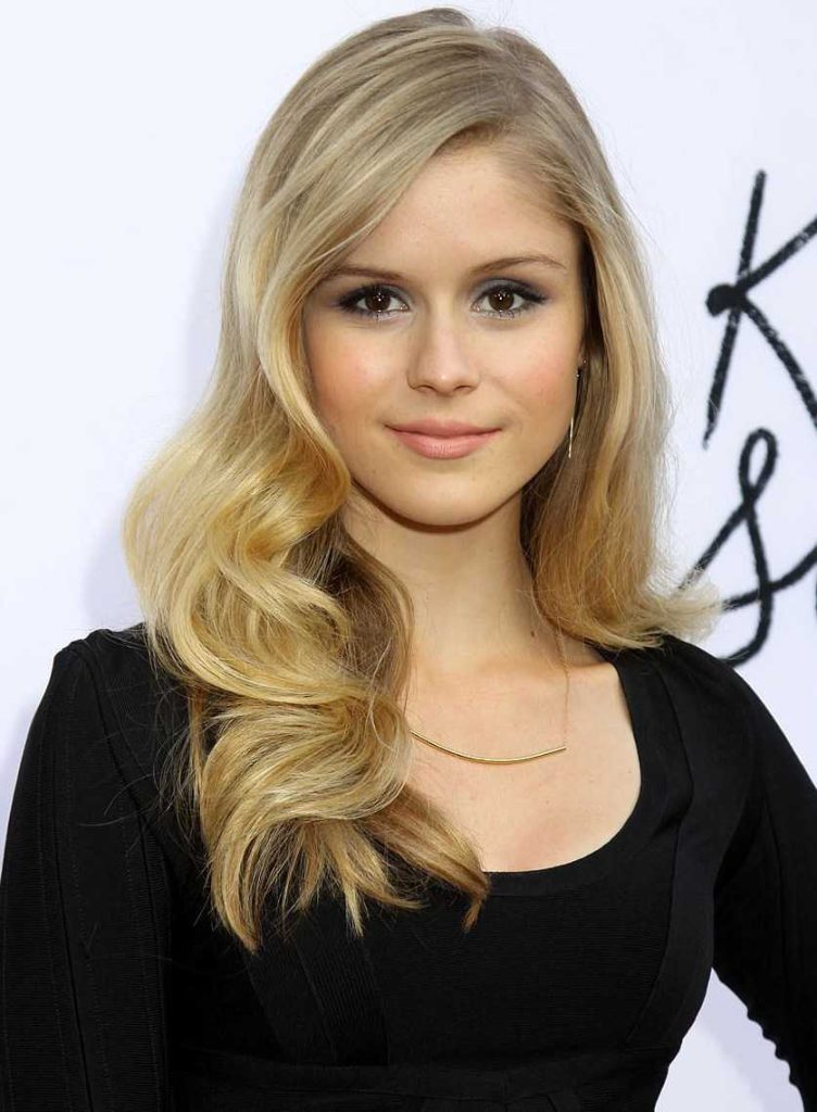 40+ Hot Erin Moriarty Photos That Will Make You Sweat - 12thBlog