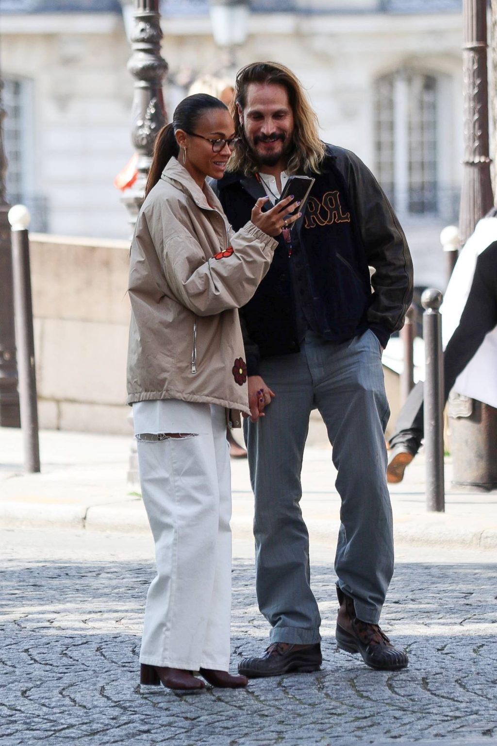 Zoe Saldana and Marco Perego celebrated Easter on Ile Saint Louis in