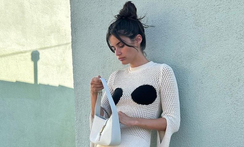 Sara Sampaio's Fabulous Knit Ensemble! - 12thBlog